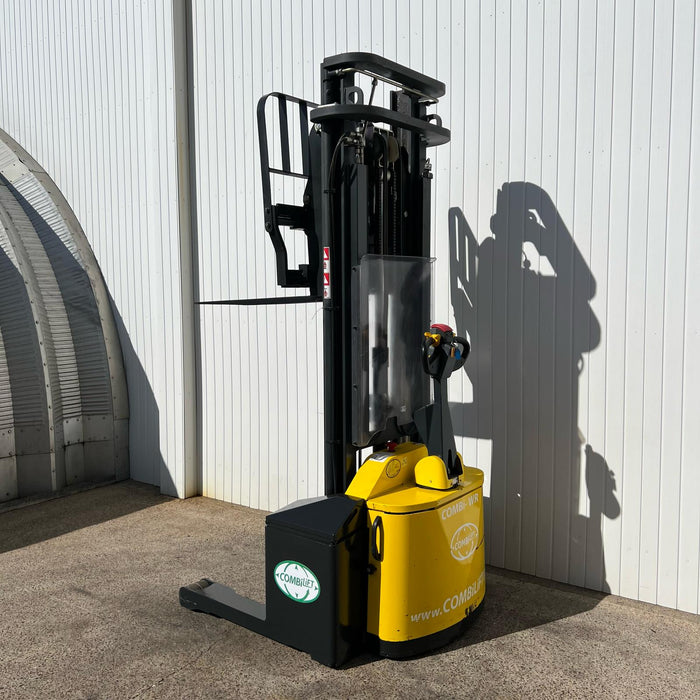 Combilift -WR Used Electric Pantograph Carriage Stacker – 4.5m Lift (#WR-2)