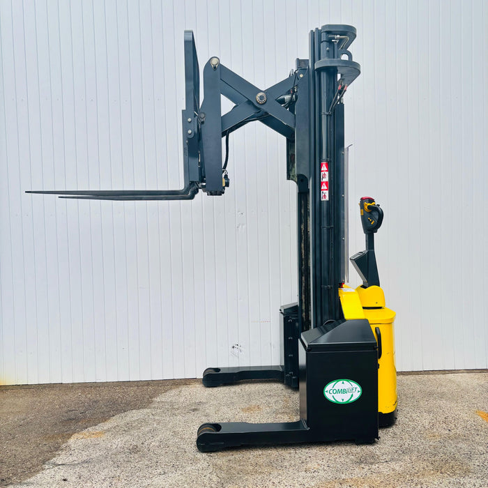Combilift -WR Used Electric Pantograph Carriage Stacker – 4.2m Lift | Capacity 1550Kgs (#6392)