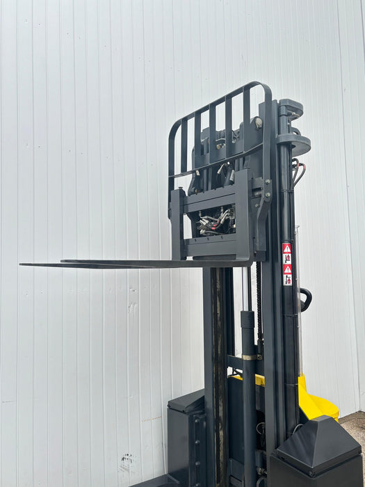 Combilift -WR Used Electric Pantograph Carriage Stacker – 4.2m Lift | Capacity 1550Kgs (#6392)