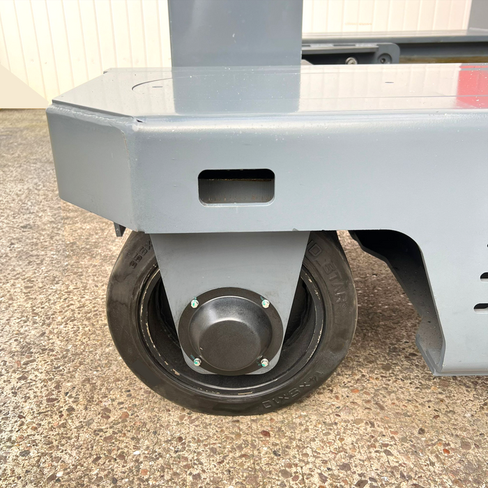 GREENPOWER MQC35 Multi-Directional Forklift New Lithium – 4.5m Up to 8.0m Lift – Half Cab (#MMD15)